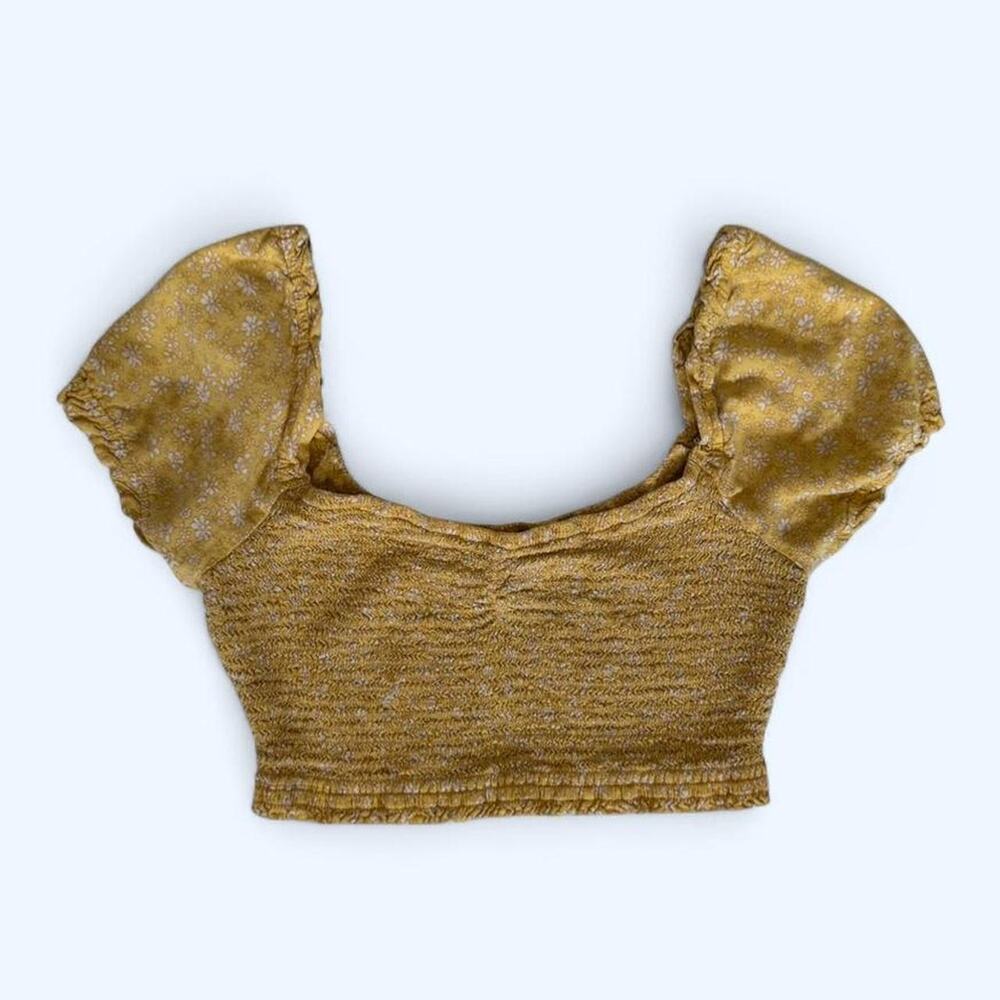Hollister cute mustard yellow smocked crop top